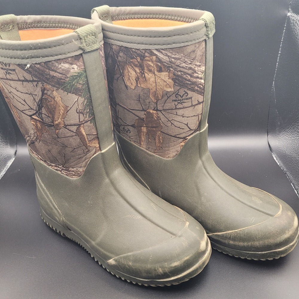 Ozark Trail Chore Boots Camo Youth Sz 13 Outdoor Hunting Fishing Gorpcore Muck